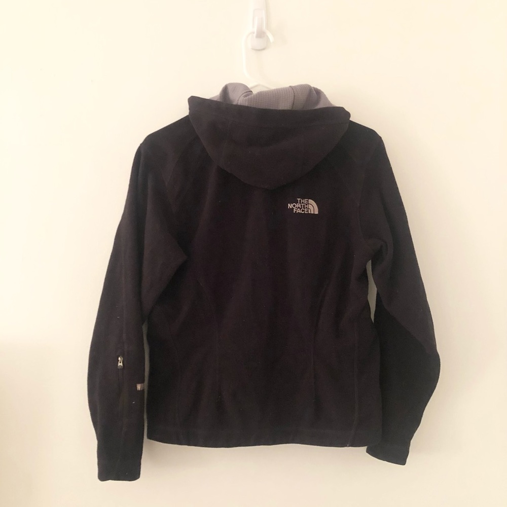 Black North Face Jacket - size S - great condition! (Keeps you very warm!). - Picture 2 of 6